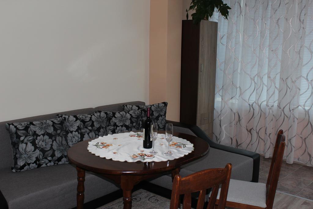 Apartment Central Варна Екстериор снимка