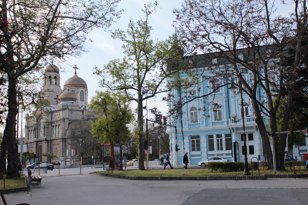 Apartment Central Варна Екстериор снимка